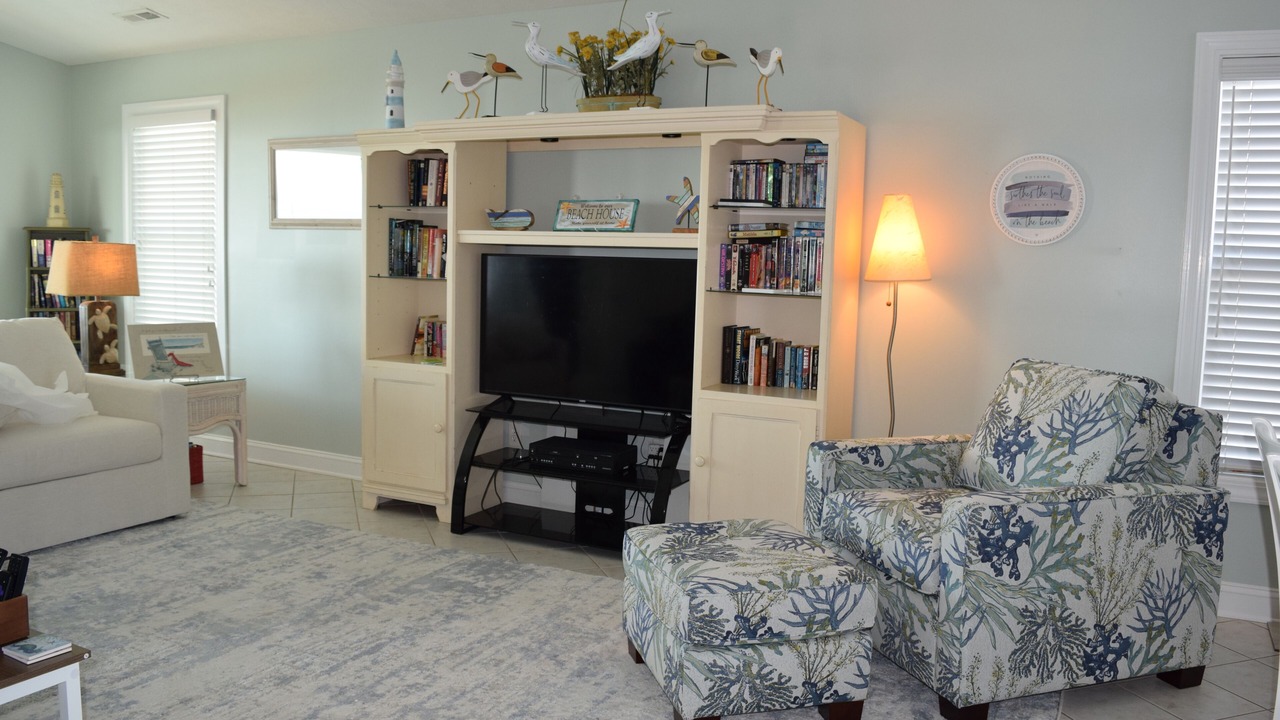 Photo of Livingroom in Holden Beach