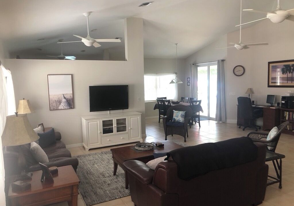 Photo of Livingroom in Bonita Springs