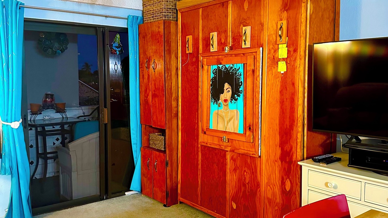 Photo of Bedroom in Historic Kailua Village