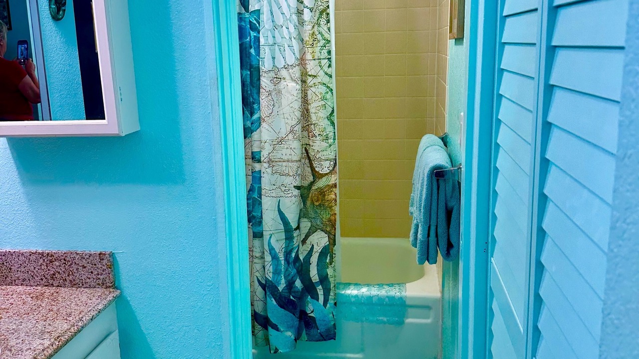 Photo of Bathroom in Historic Kailua Village