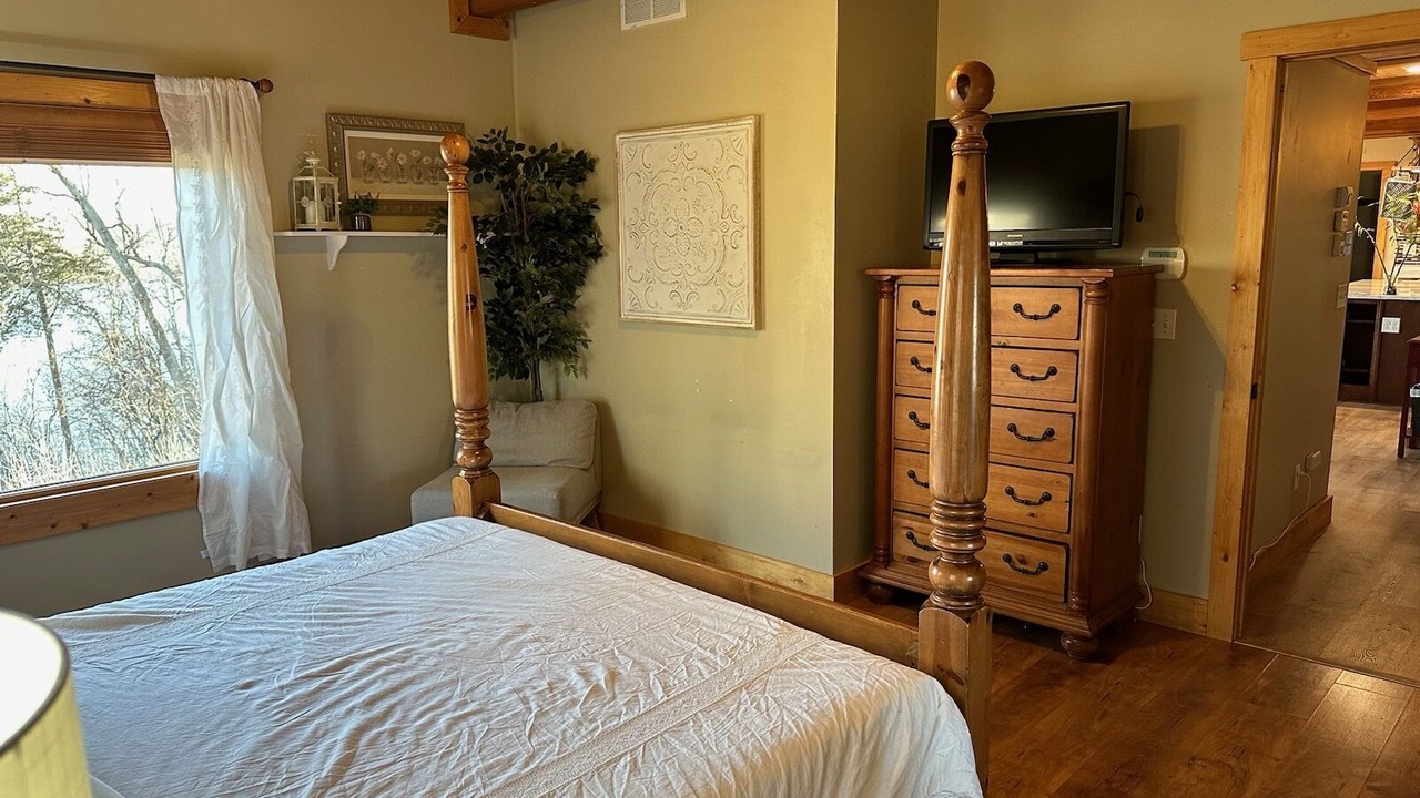 Photo of Bedroom in Inver Grove Heights
