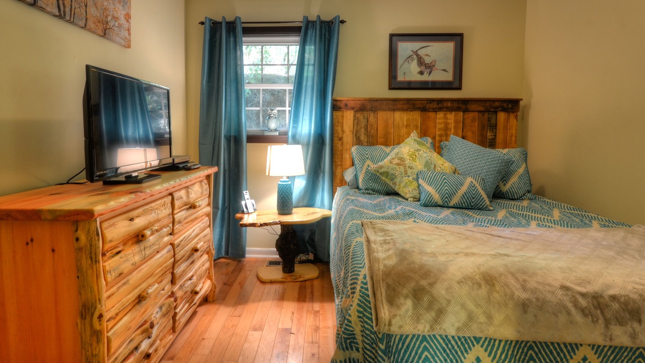 Photo of Bedroom in Almond
