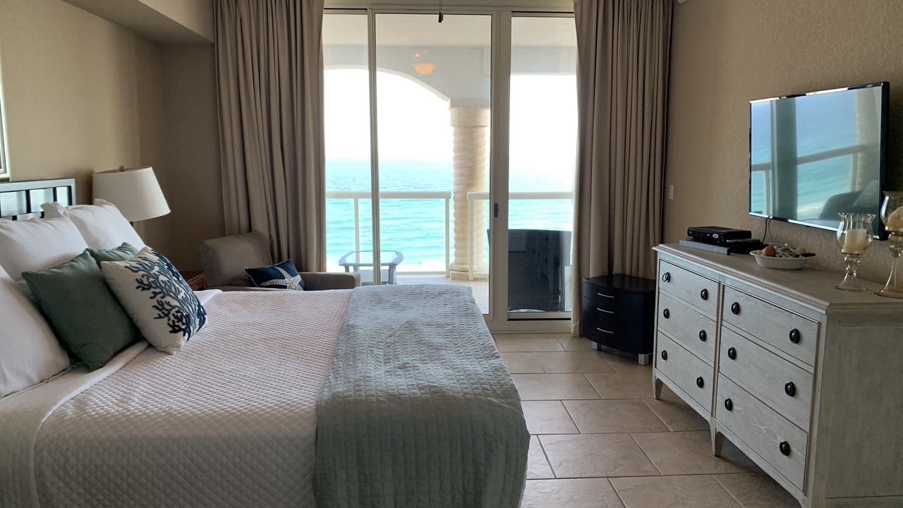 Photo of Bedroom in Pensacola Beach