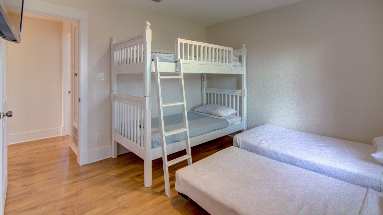 Photo of Bedroom in Santa Rosa Beach