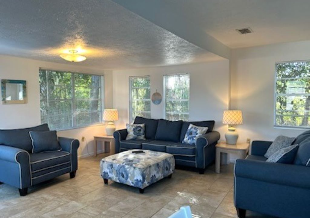 Photo of Bedroom in Laguna Beach