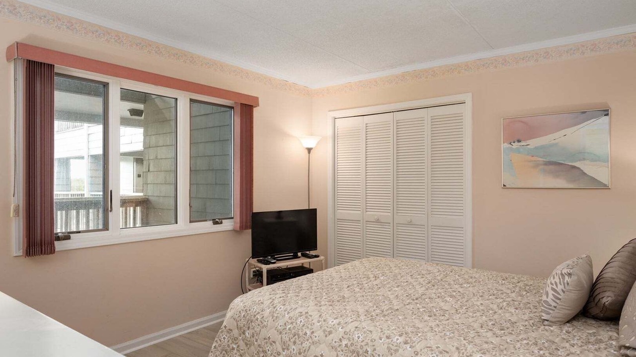 Photo of Bedroom in South Nags Head