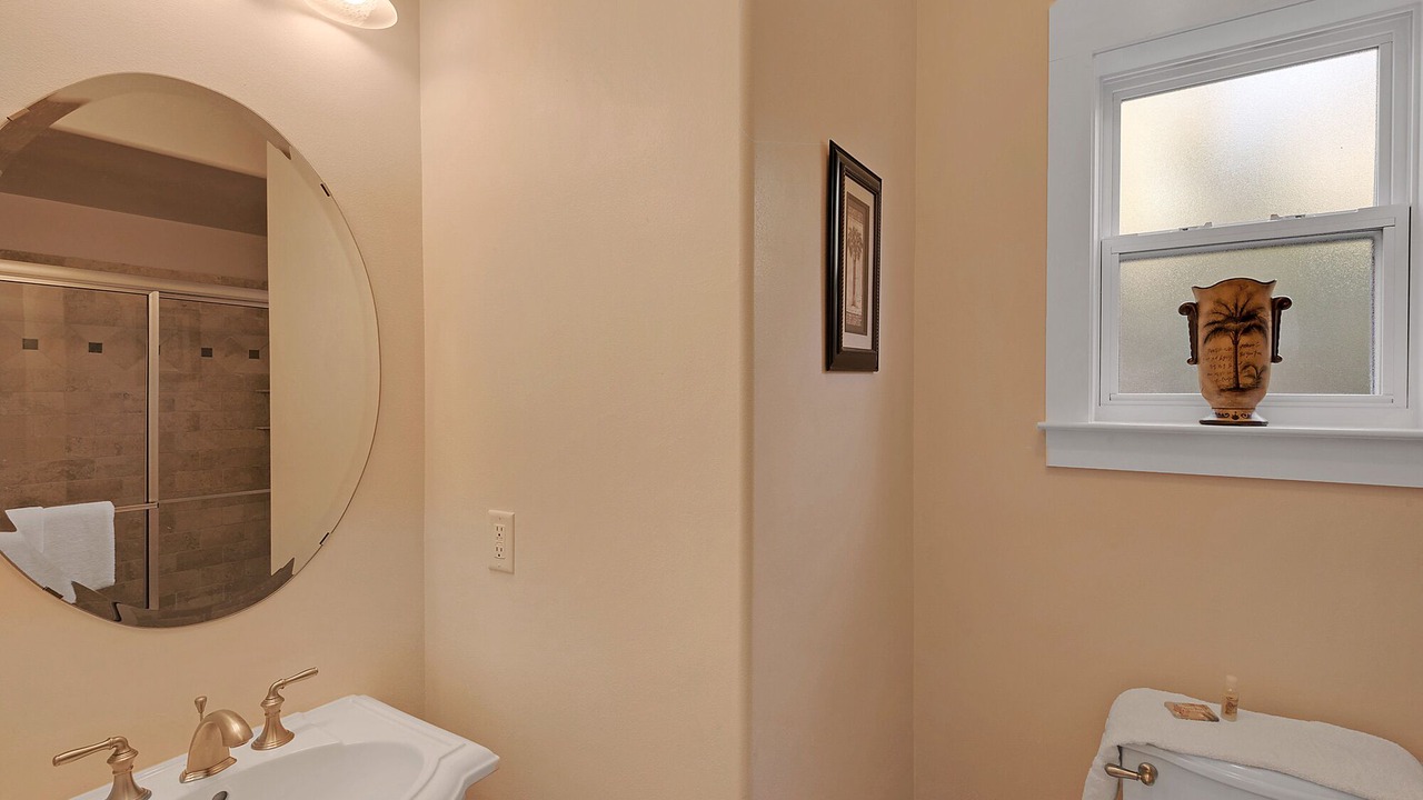 Photo of Bathroom in Crystal Beach