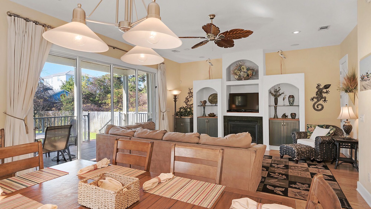 Photo of Livingroom in Crystal Beach