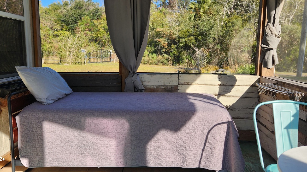 Photo of Bedroom in Saint Helena Island