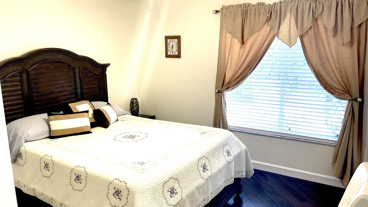 Photo of Bedroom in Spring Hill