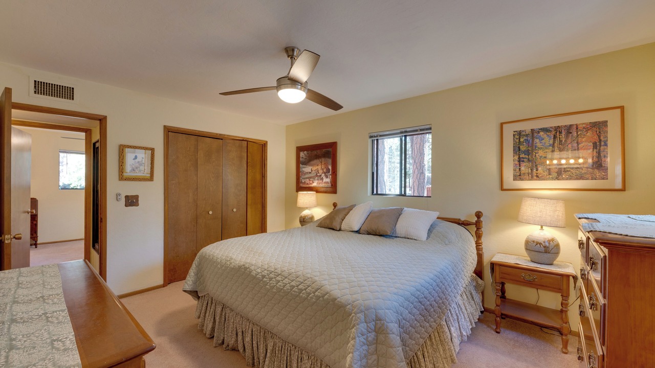 Photo of Bedroom in Pinetop