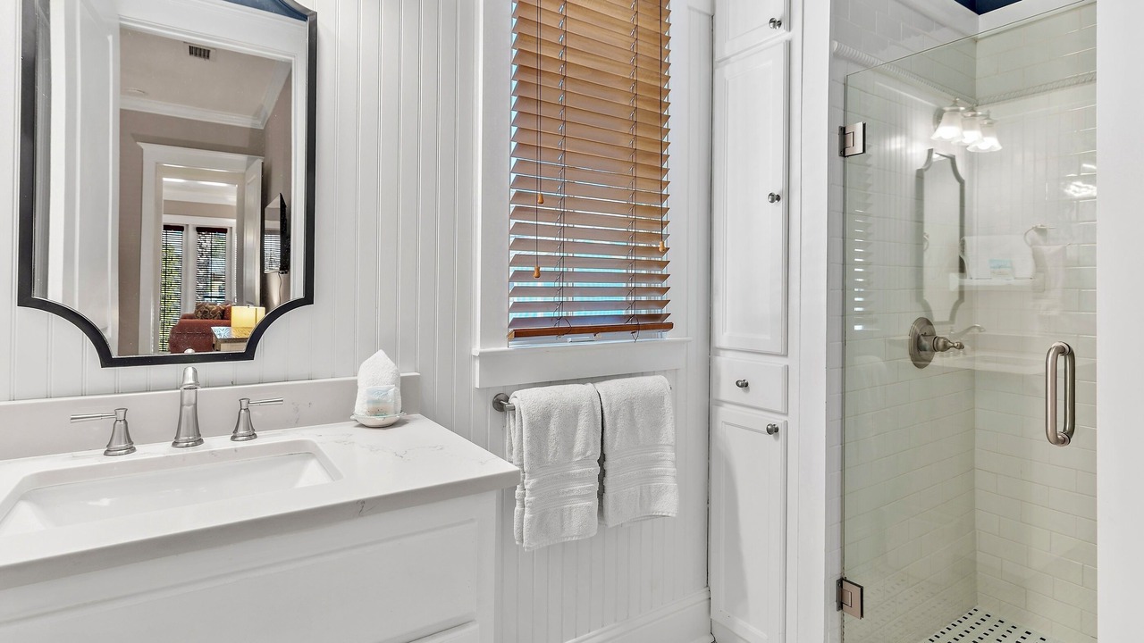Photo of Bathroom in Sunnyside