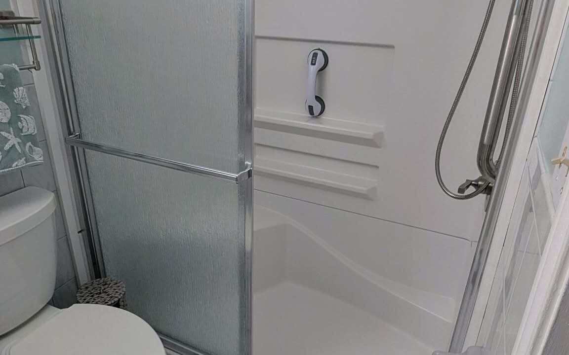 Photo of Bathroom in Truman Annex