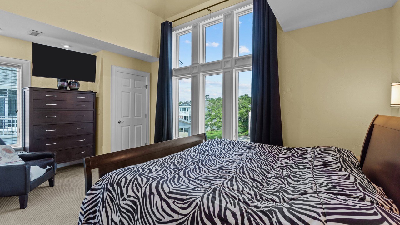 Photo of Bedroom in Corolla