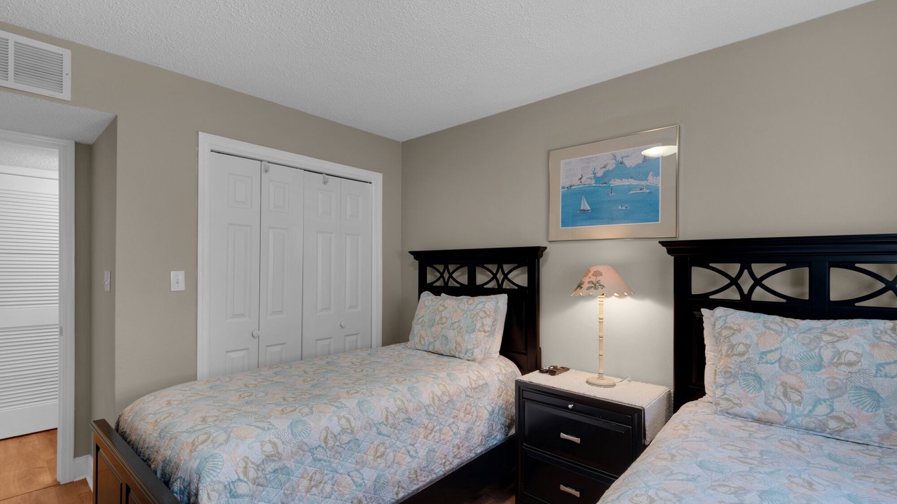 Photo of Bedroom in Miramar Beach