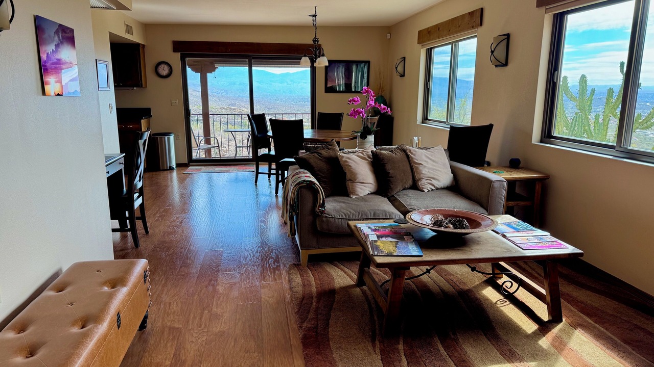 Photo of Livingroom in Tucson
