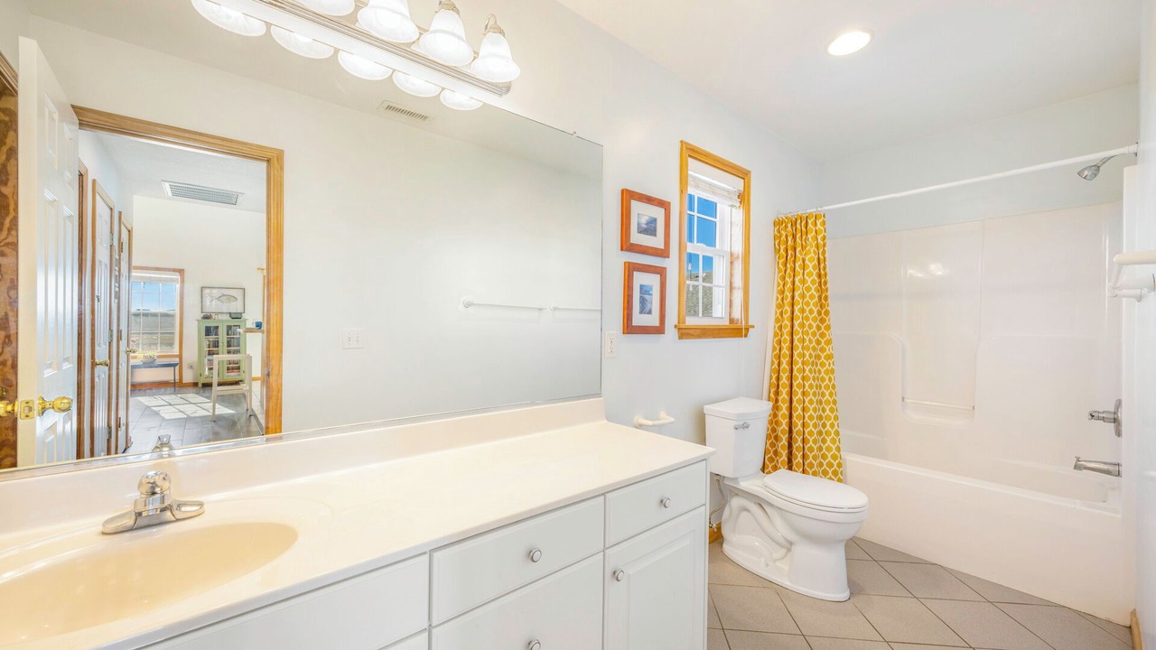 Photo of Bathroom in Salvo