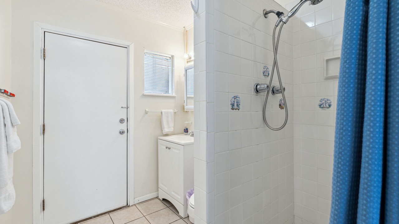 Photo of Bathroom in Laguna Beach