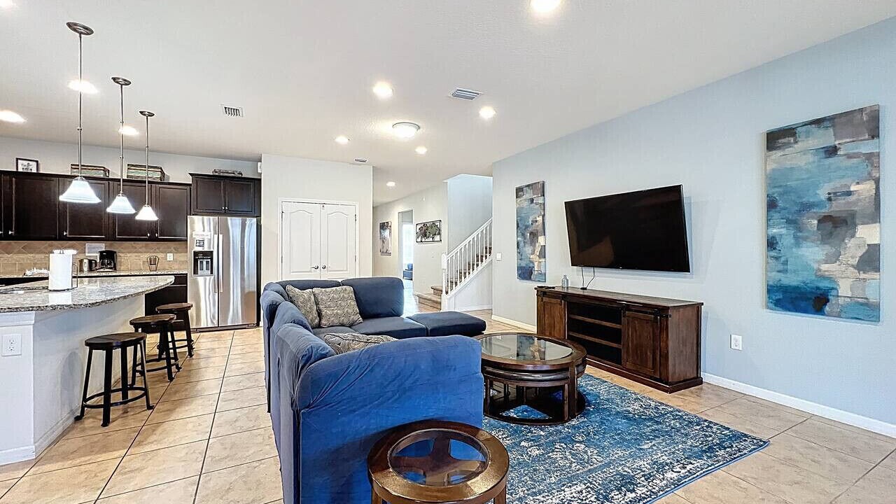 Photo of Livingroom in Four Corners