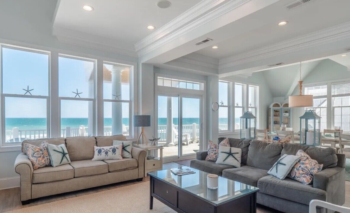 Photo of Livingroom in North Topsail Beach