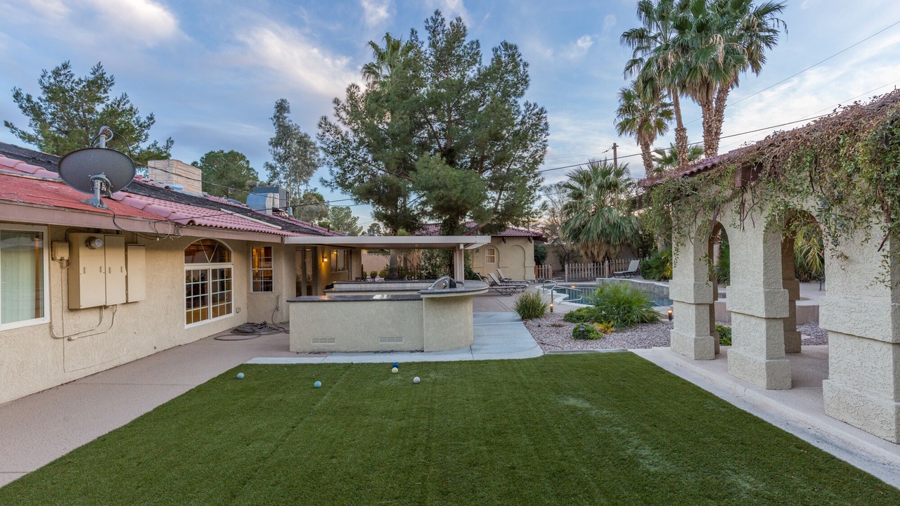 Photo of Outdoor in Paradise
