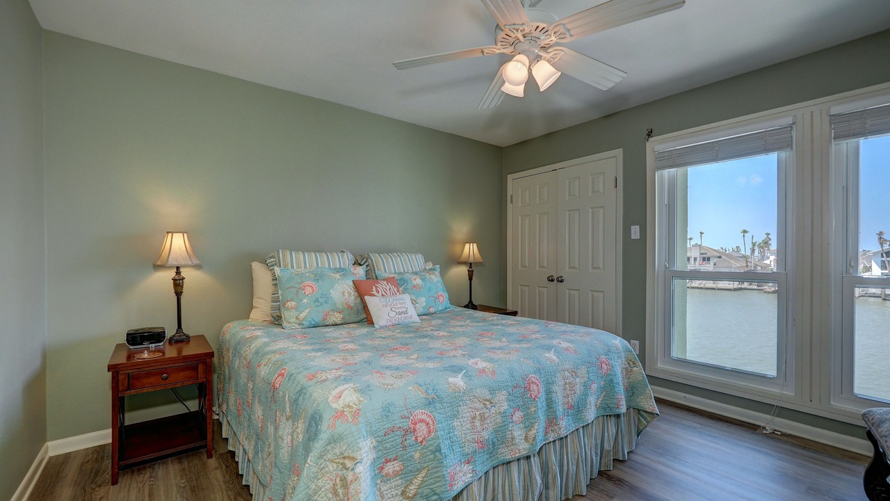 Photo of Bedroom in Corpus Christi