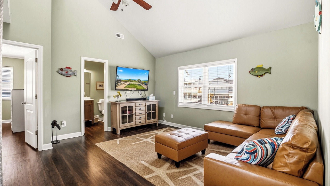 Photo of Livingroom in Cherry Grove Beach