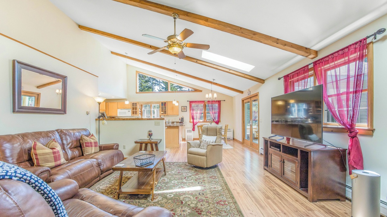 Photo of Livingroom in Southwest Harbor