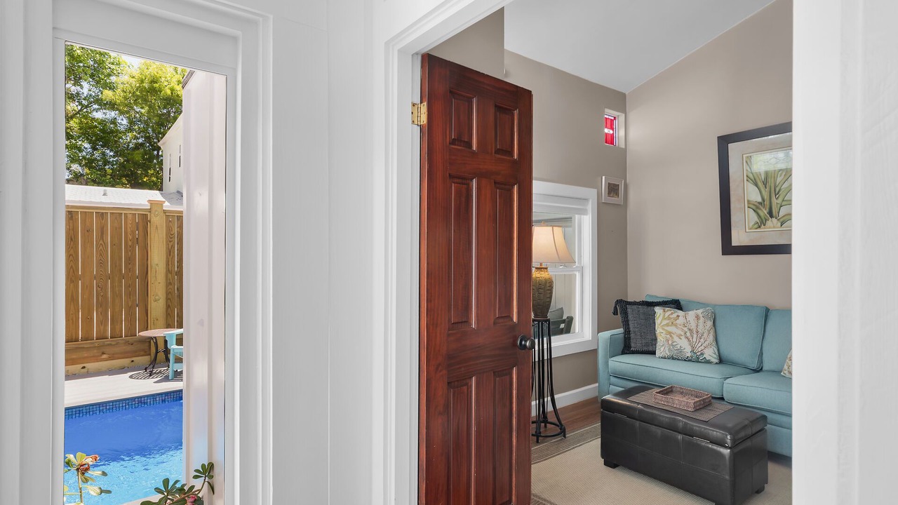 Photo of Bedroom in Uptown - Upper Duval