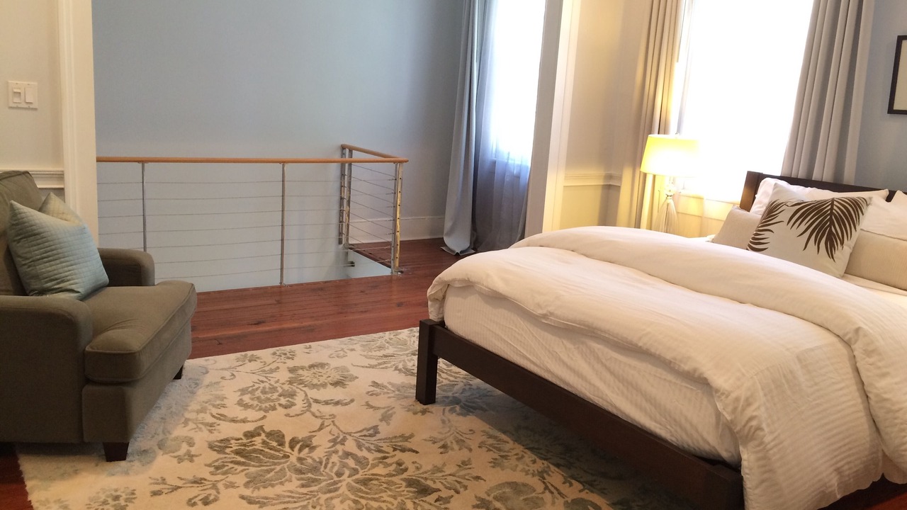 Photo of Bedroom in Historic District - North