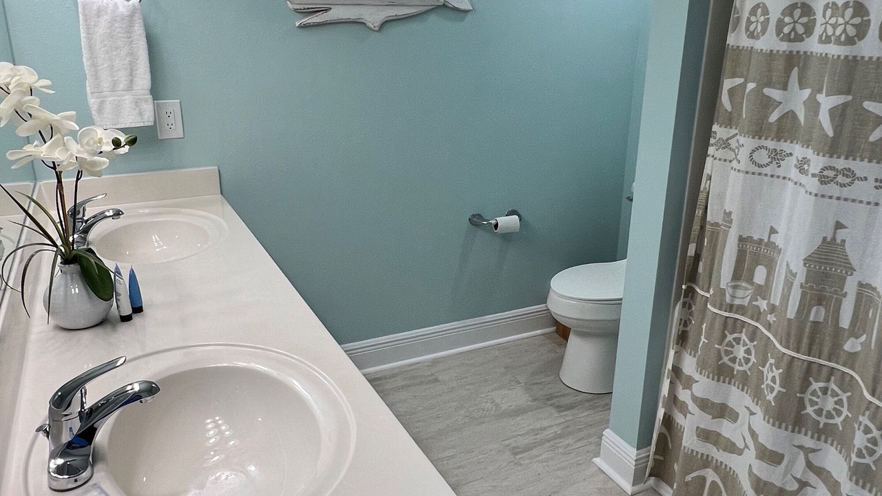 Photo of Bathroom in Miramar Beach