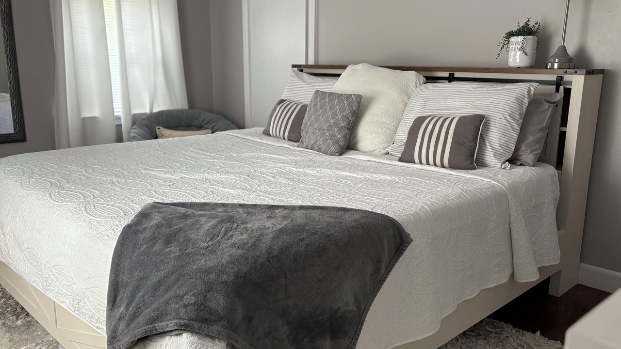 Photo of Bedroom in Ronks