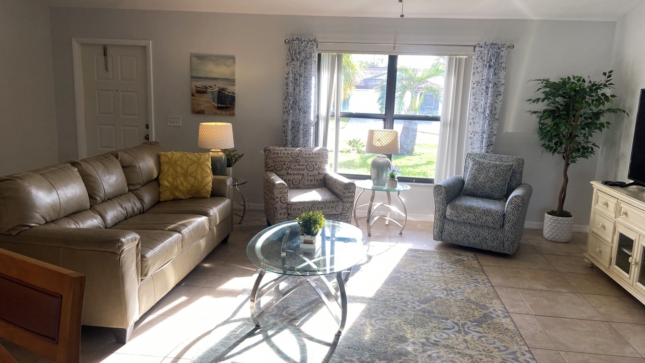 Photo of Livingroom in Pelican