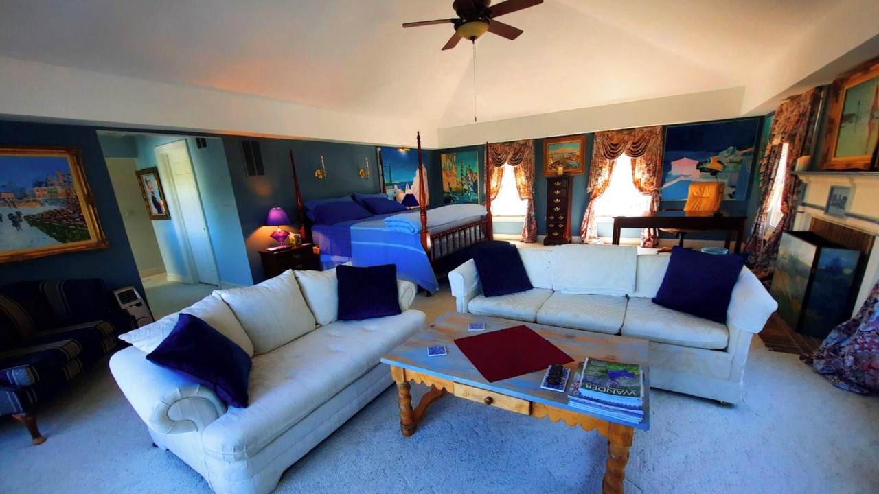 Photo of Livingroom in Philomont