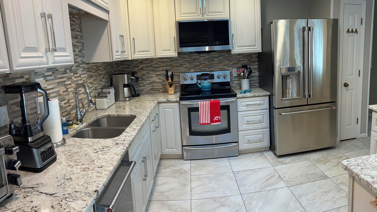 Photo of Kitchen in Shipyard Plantation