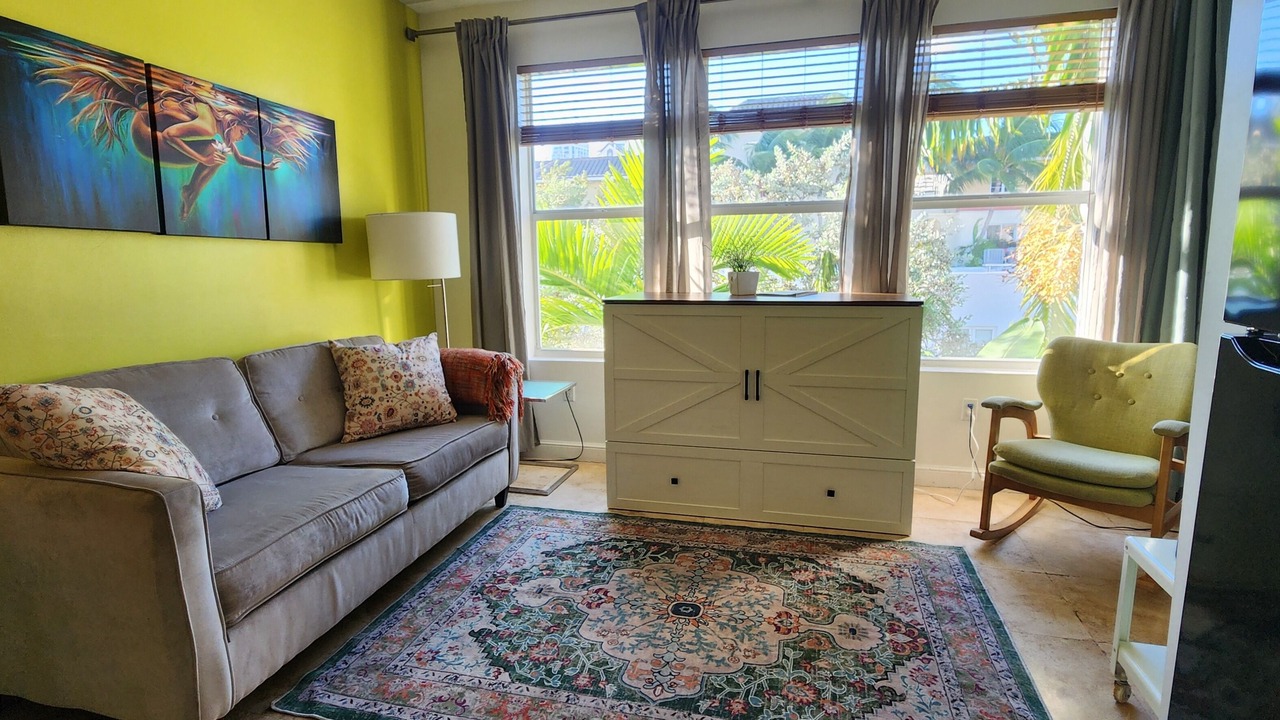 Photo of Livingroom in South Pointe
