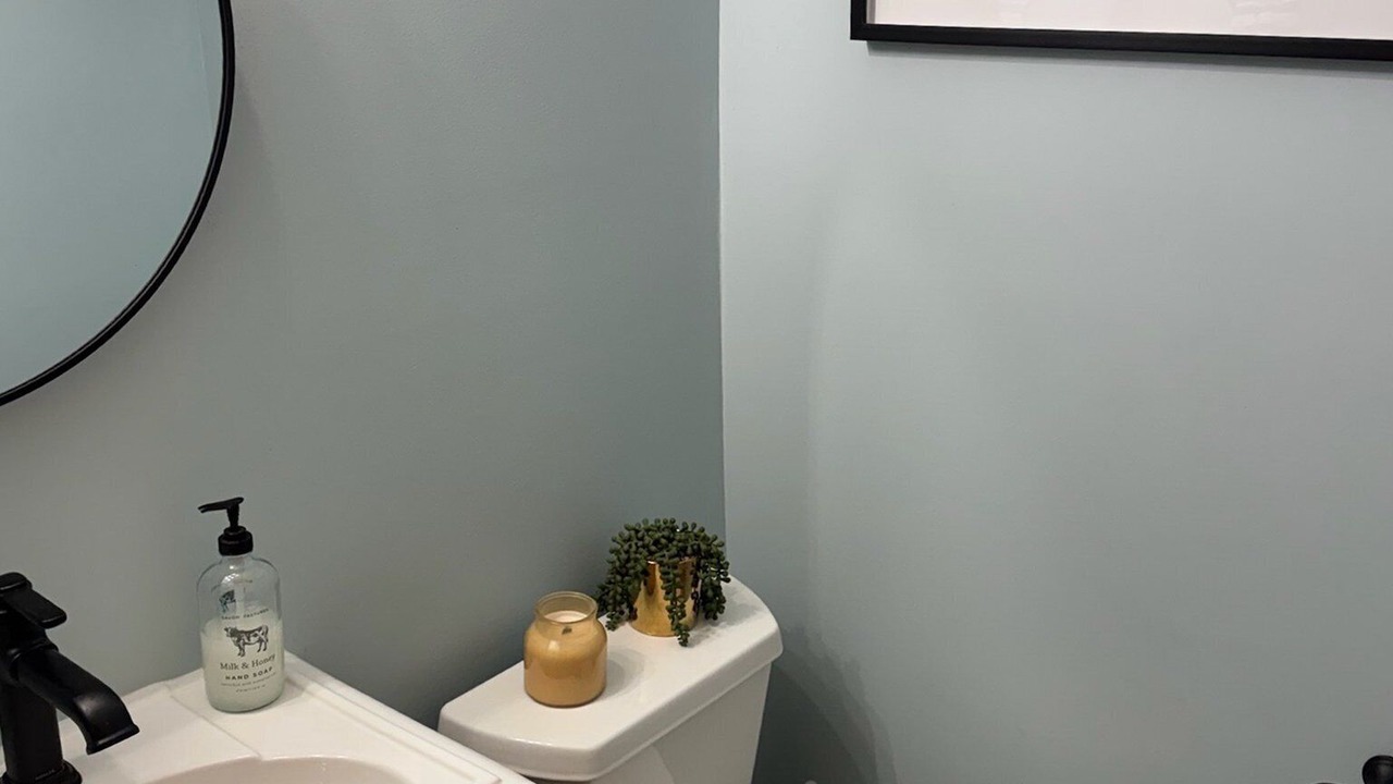 Photo of Bathroom in Corolla Light