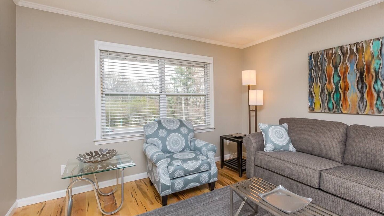 Photo of Livingroom in Winston - Salem