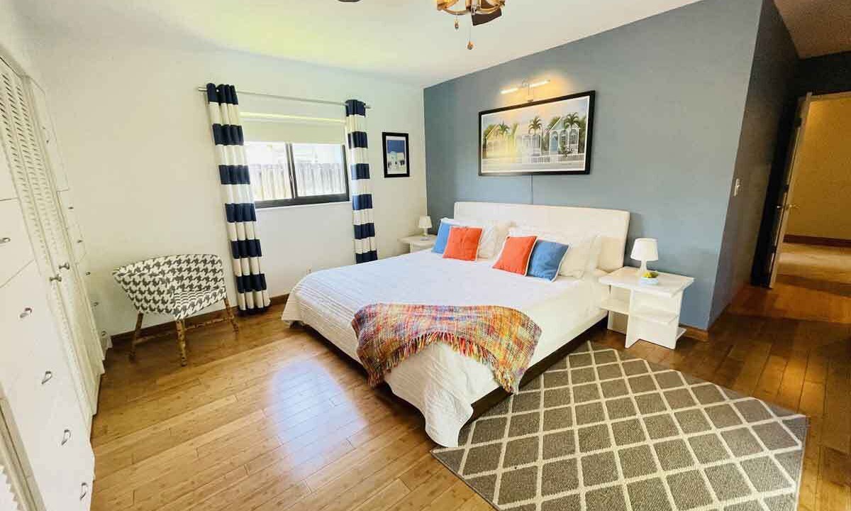 Photo of Bedroom in Coral Ridge Isles