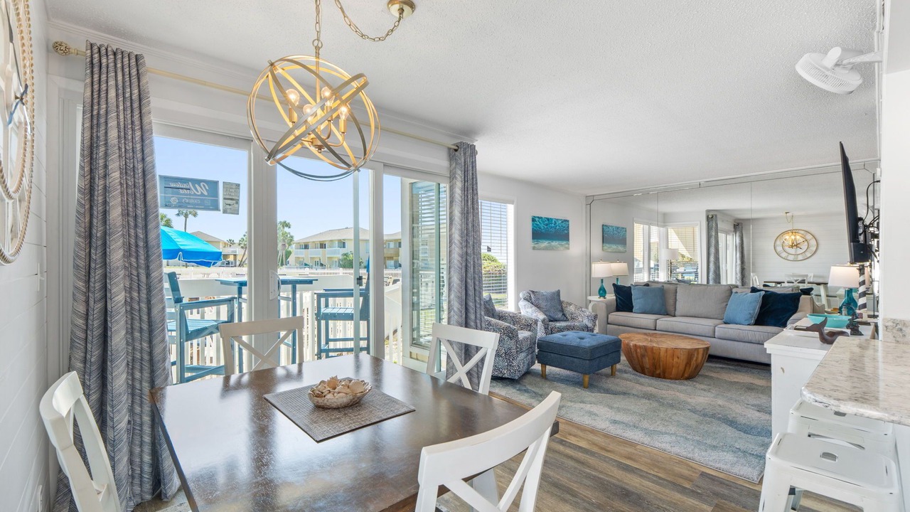 Photo of Patio Balcony in Holiday Isle