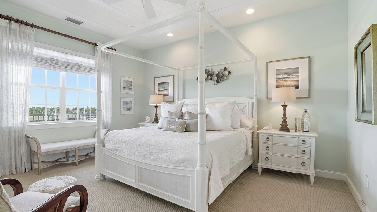 Photo of Bedroom in Cape Harbour