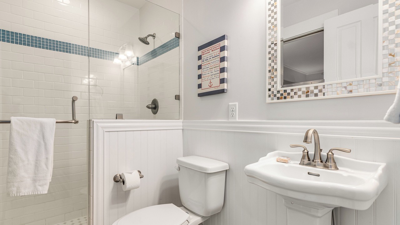 Photo of Bathroom in Flora's Bluff