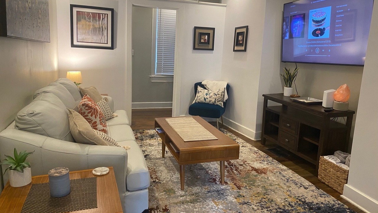Photo of Livingroom in Beach Institute