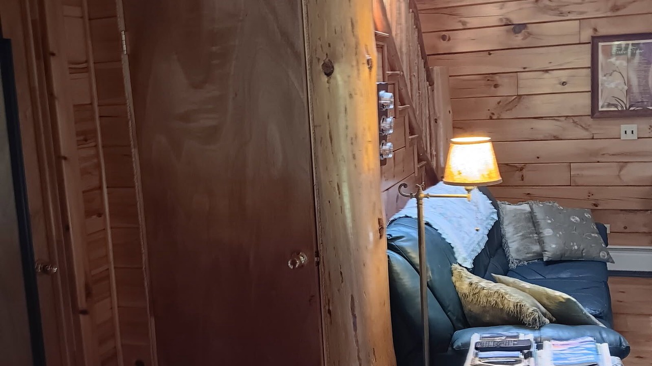 Photo of Livingroom in Tenants Harbor