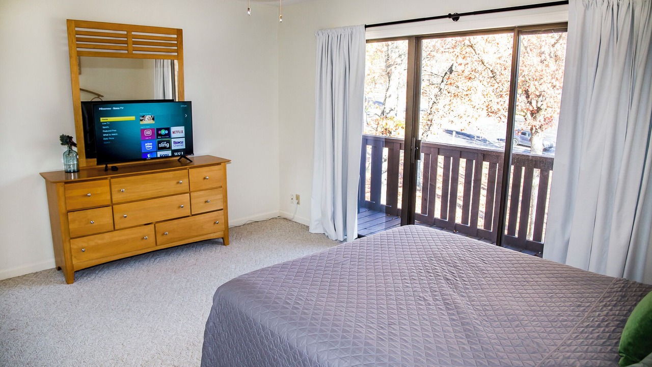 Photo of Bedroom in Fairfield Glade