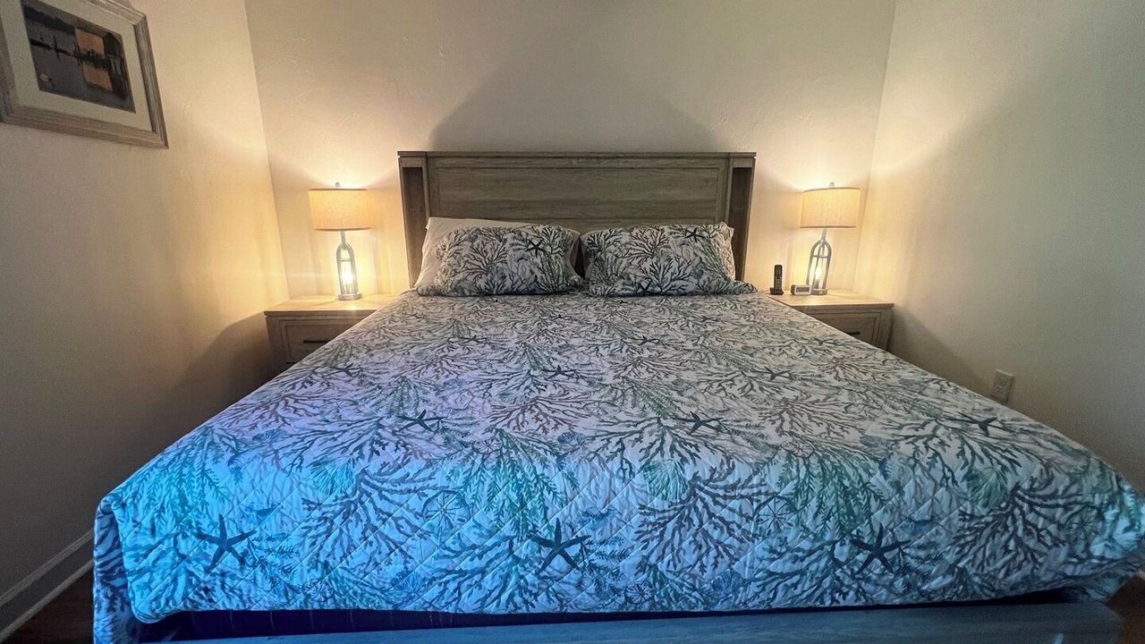 Photo of Bedroom in Bradenton Beach