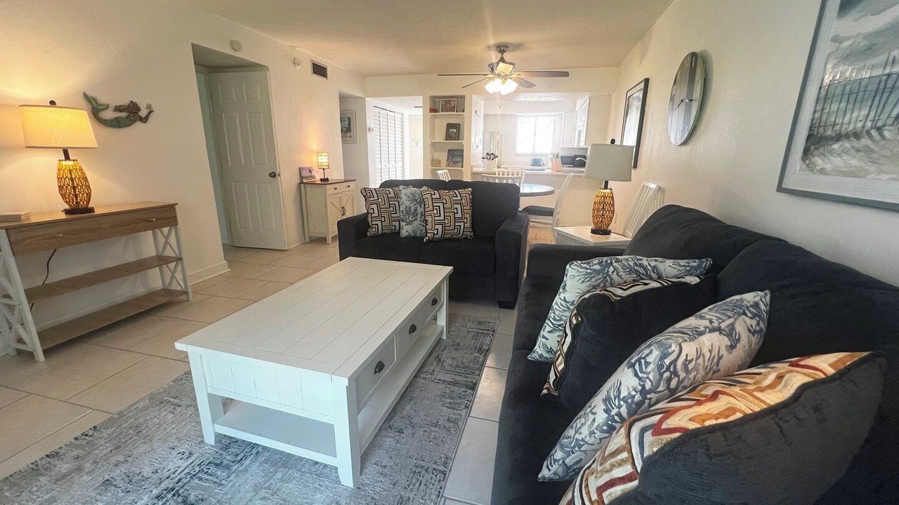 Photo of Livingroom in Bradenton Beach