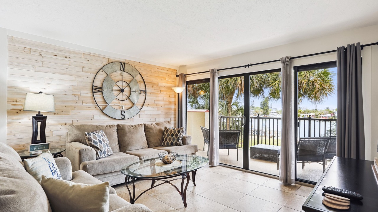 Photo of Livingroom in Sunset Beach