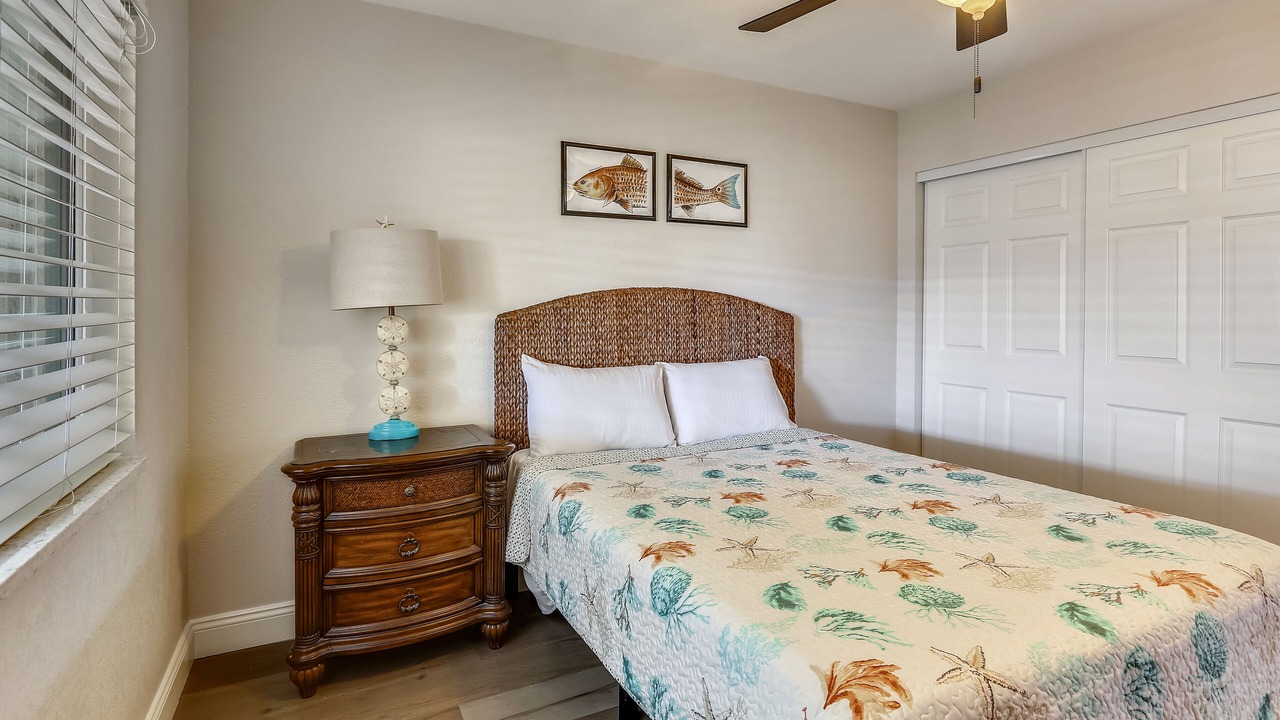 Photo of Bedroom in Sunset Beach