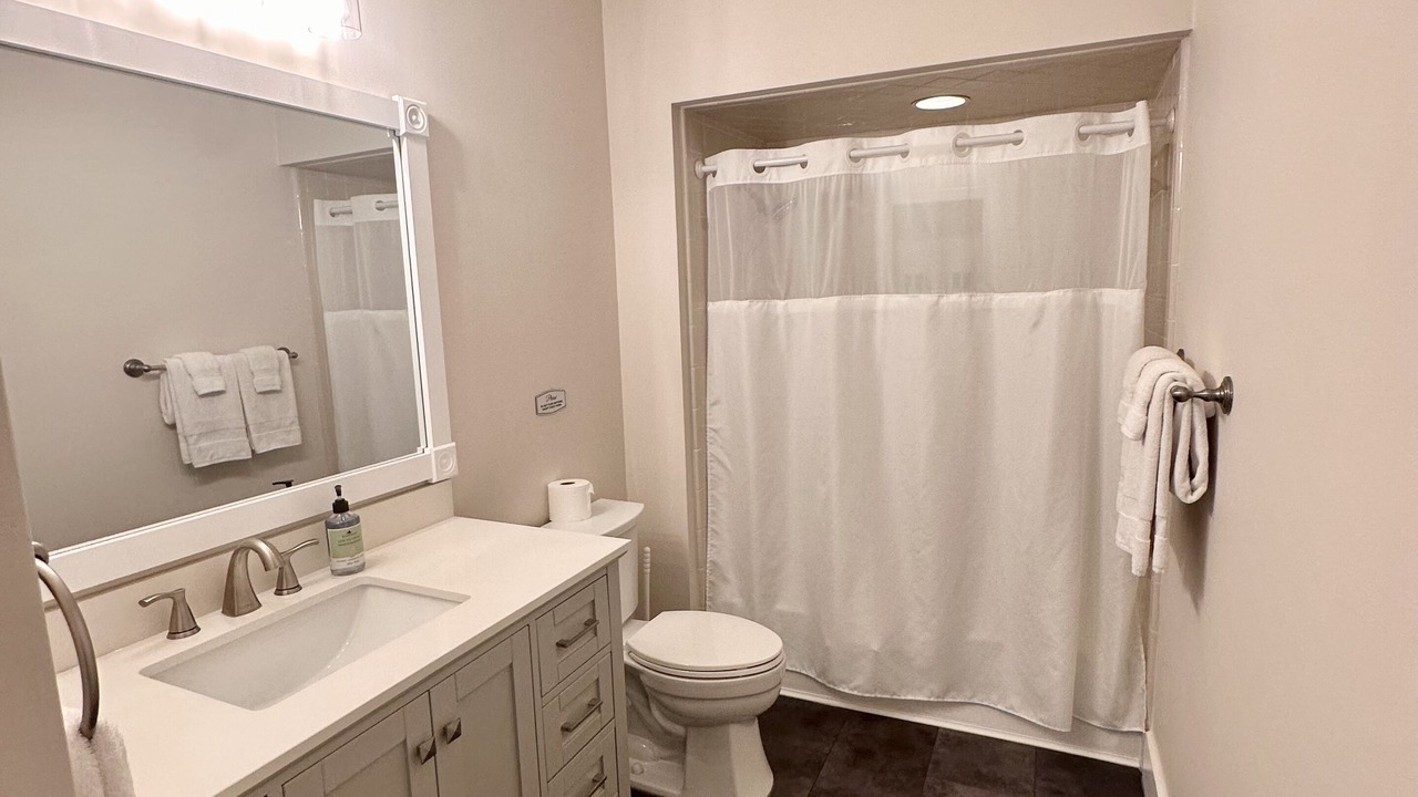 Photo of Bathroom in Saint Simons Island